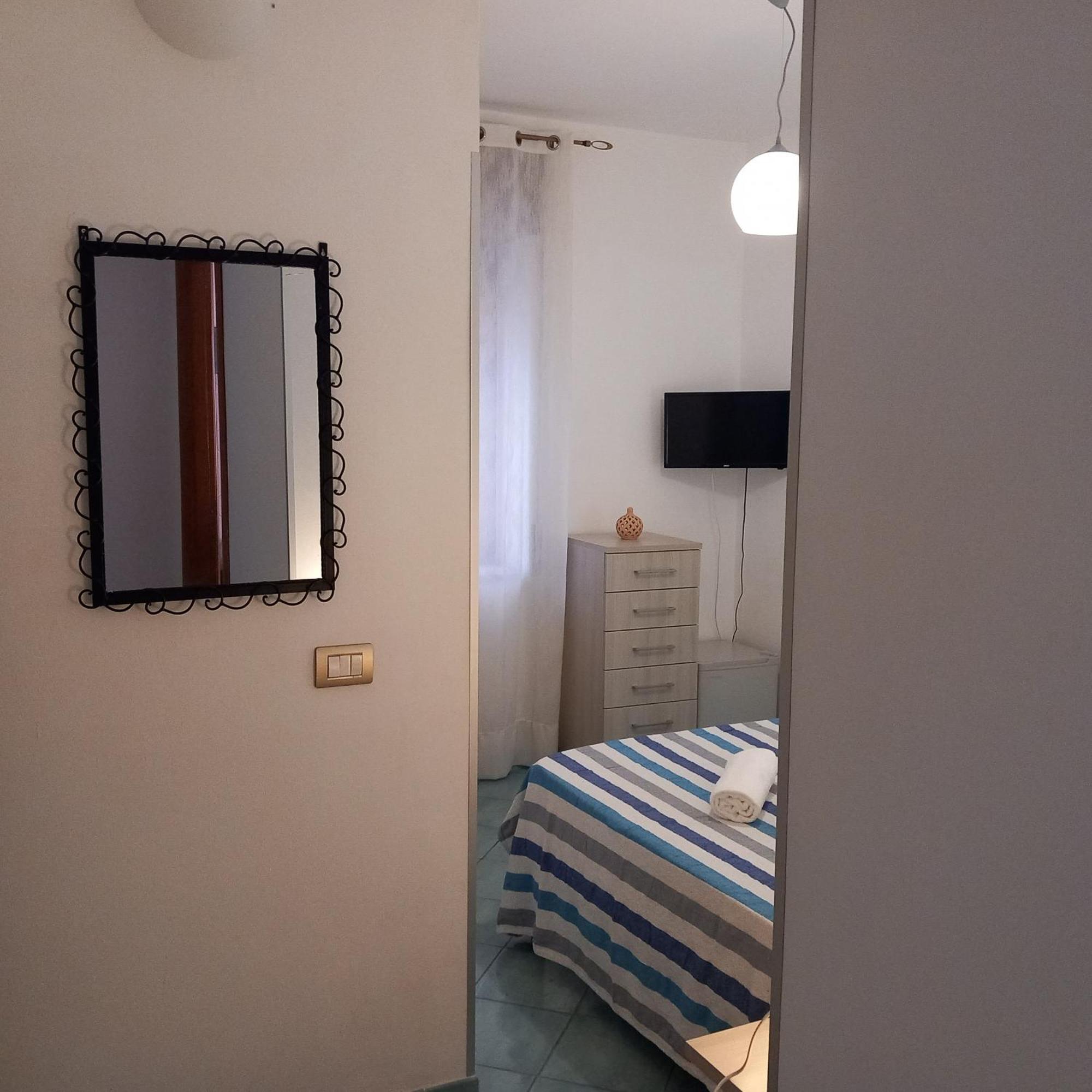 Casa Vacanze E B&B Oltremare Marina di Camerota Zewnętrze zdjęcie